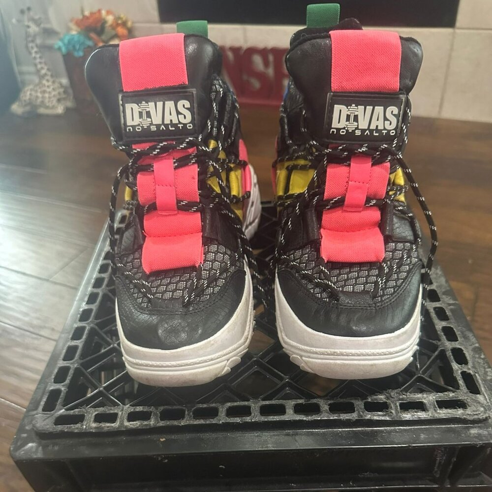 Divas Sneaker With Internal Studs 10cm Black Multicolor Size 8
